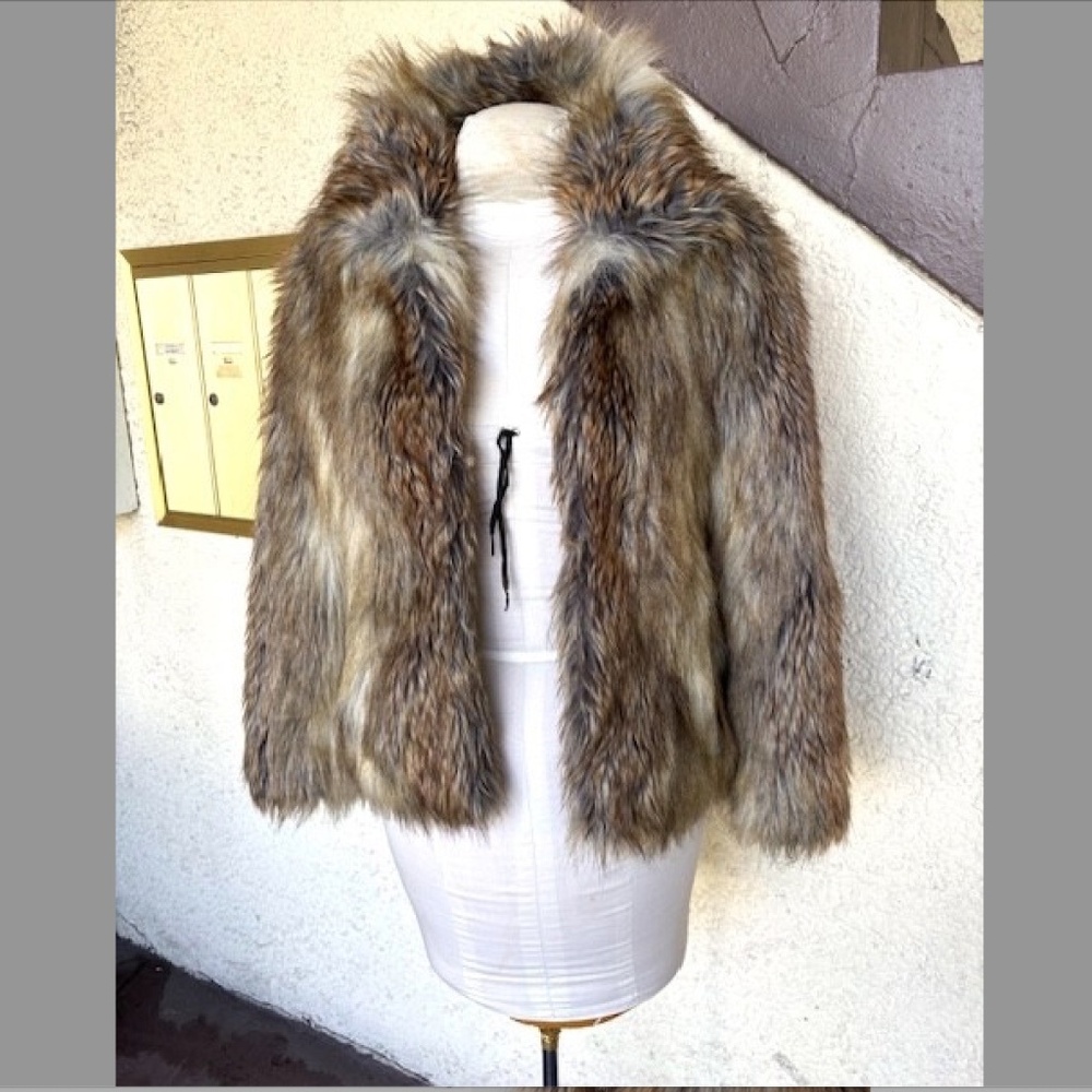 $495 ZADIG & VOLTAIRE Fame Faux Fur  Short Jacket NWOT/sz S - Picture 3 of 16